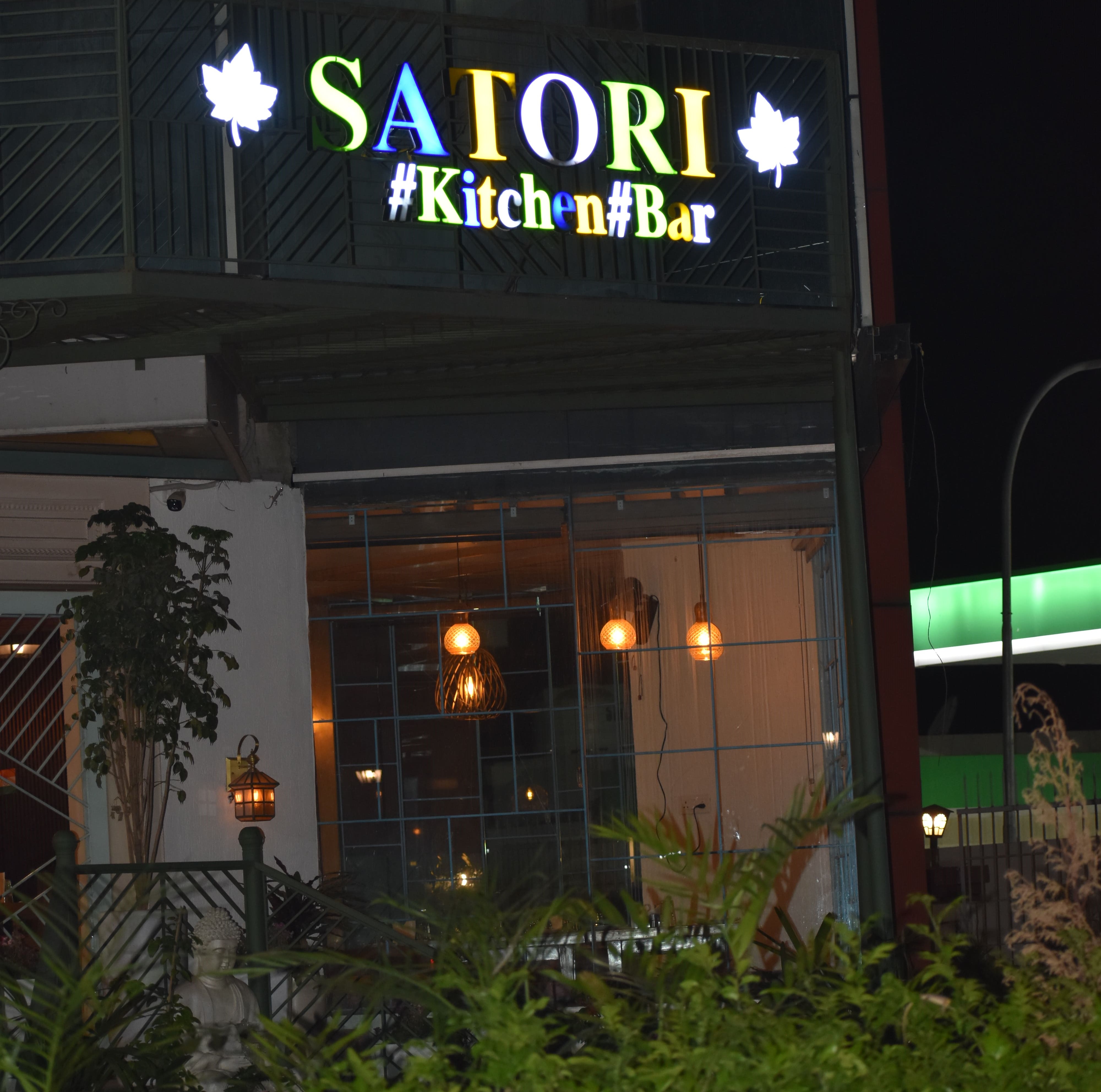 hotel with restaurant